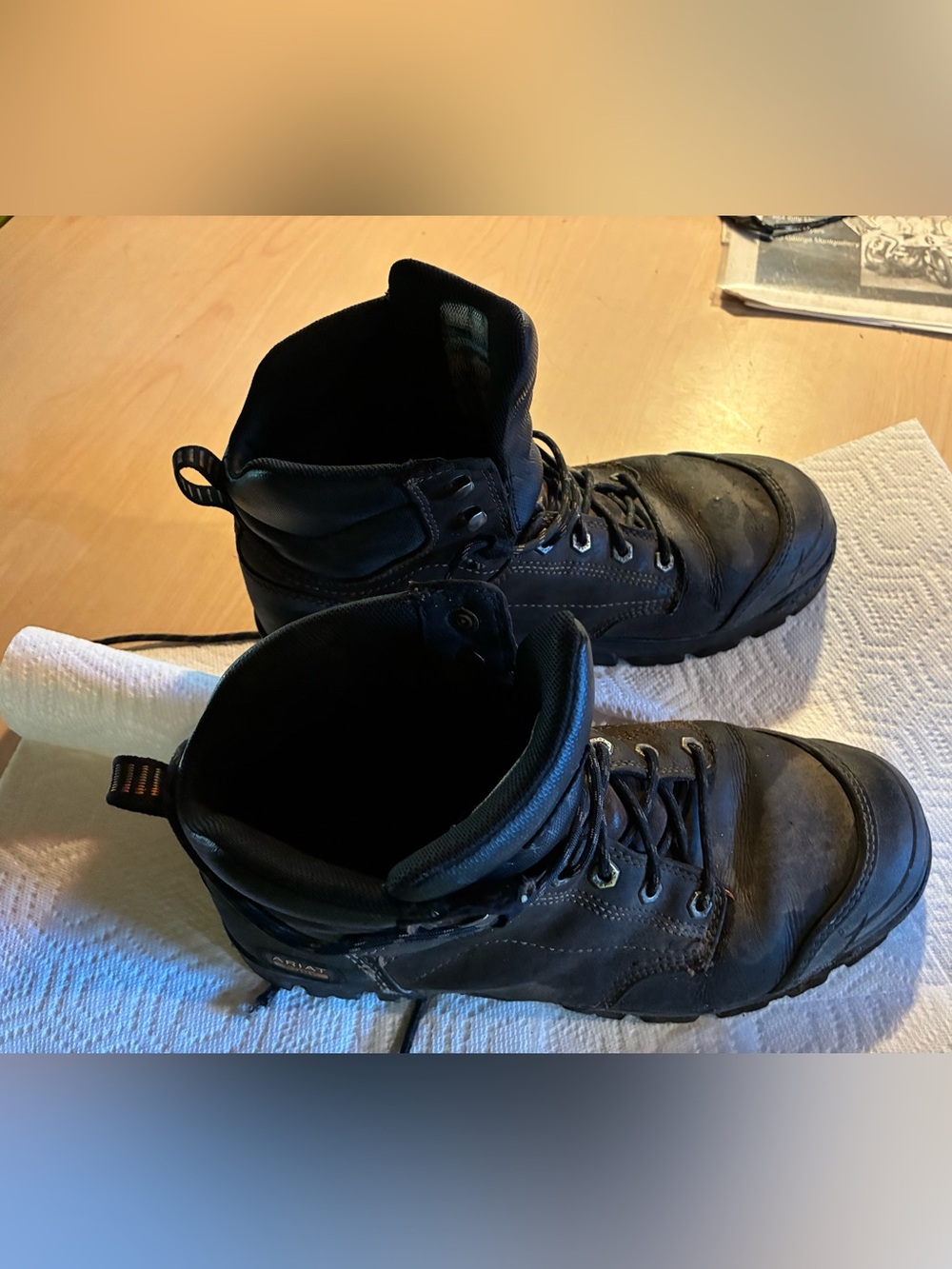 Ariat steel toe oil resistant soles work boots size 10-1/2 wide